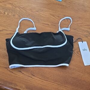 ALO Yoga Black and White Crop Top